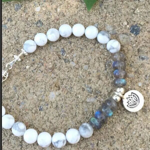 Labradorite Bracelet, Howlite Bracelet, Lotus Flower, Unisex Bracelet